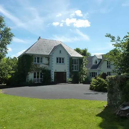 Knocklyon House Bed & Breakfast 3*